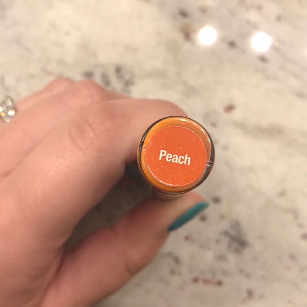 Lipsense